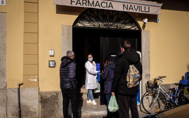 Situaţie alarmantă în Italia: 10 oraşe au fost închise după ce două persoane au murit din cauza coronavirusului