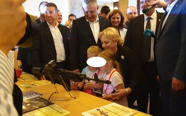 Image result for viorica copii arme